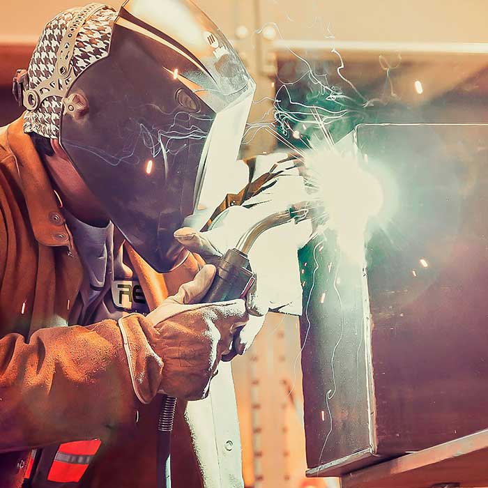 Alii Glass and Metal Expertise